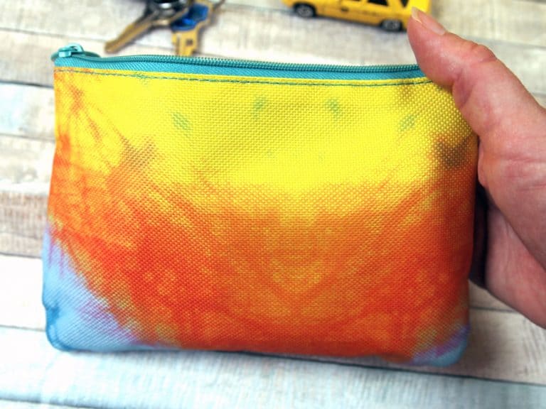 The Best Natural Remedies for Motion Sickness in Kids + DIY Car Sick