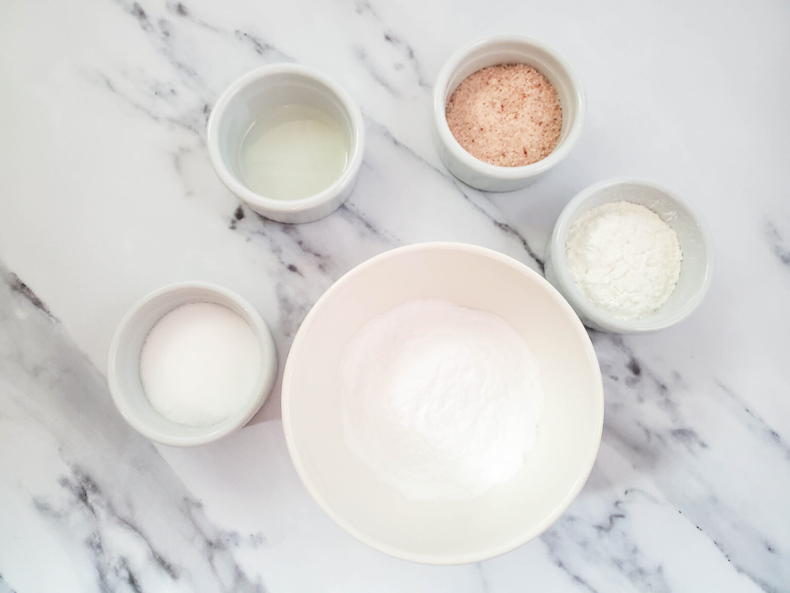 How to Make Fizzy Bath Powder with Himalayan Pink Salt ⁠ Eco Living Mama